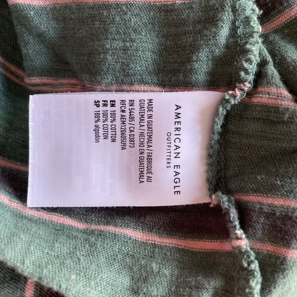 3/$30 American Eagle Striped Crop Top - Picture 3 of 3